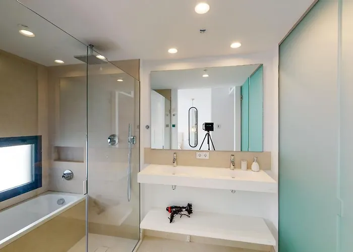 アパート Higueron West Ii - Luxury New Built 3 Bed フエンヒロラ